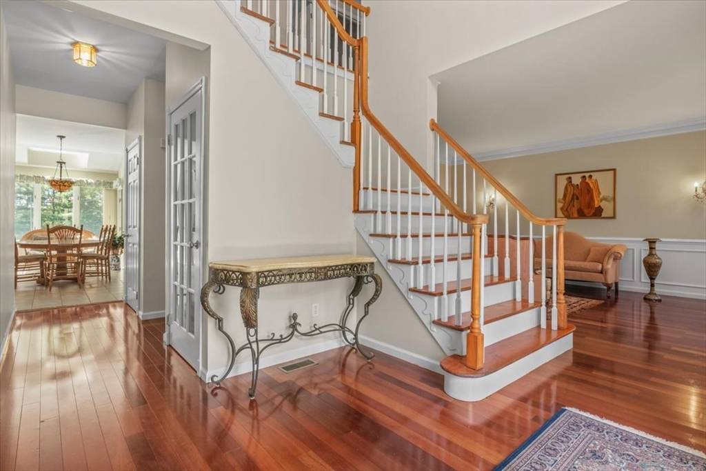 Sharon, MA 02067,10 Firebrick Rd