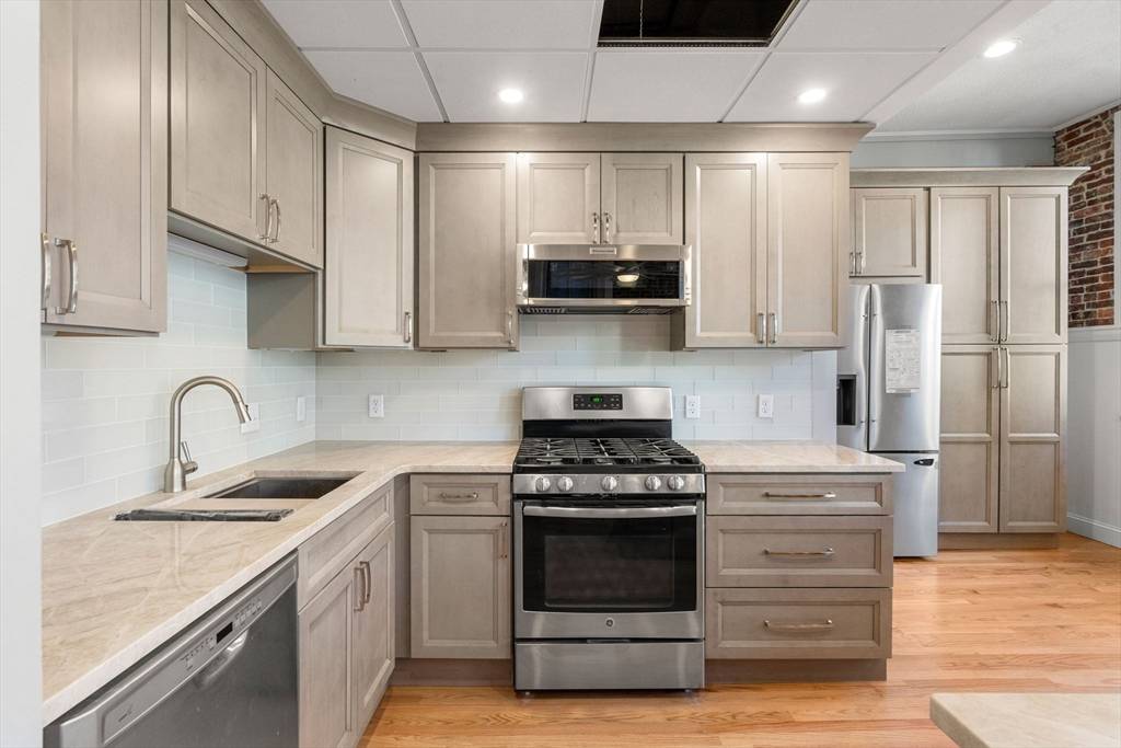 Haverhill, MA 01832,62 Washington St #5