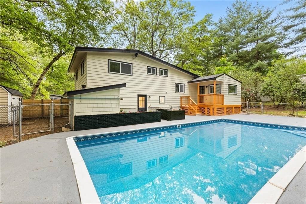 Framingham, MA 01701,26 Spring Lane