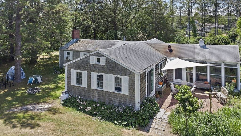 Newbury, MA 01951,2 Highfield Rd