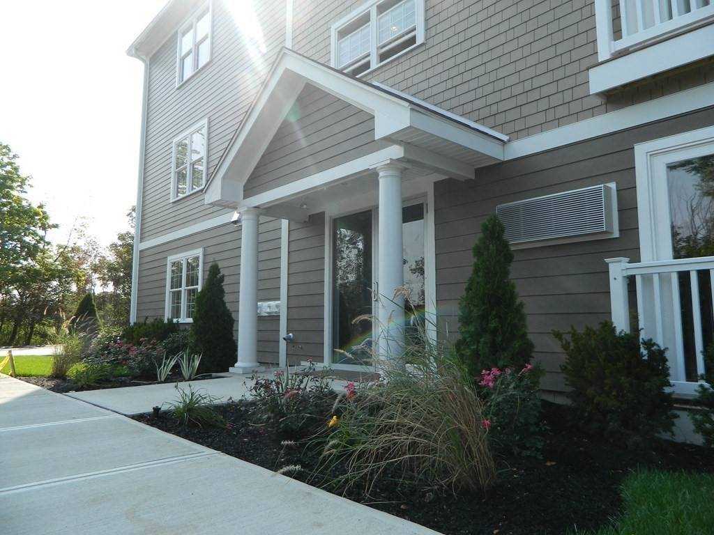 Quincy, MA 02169,205 Elm St #305