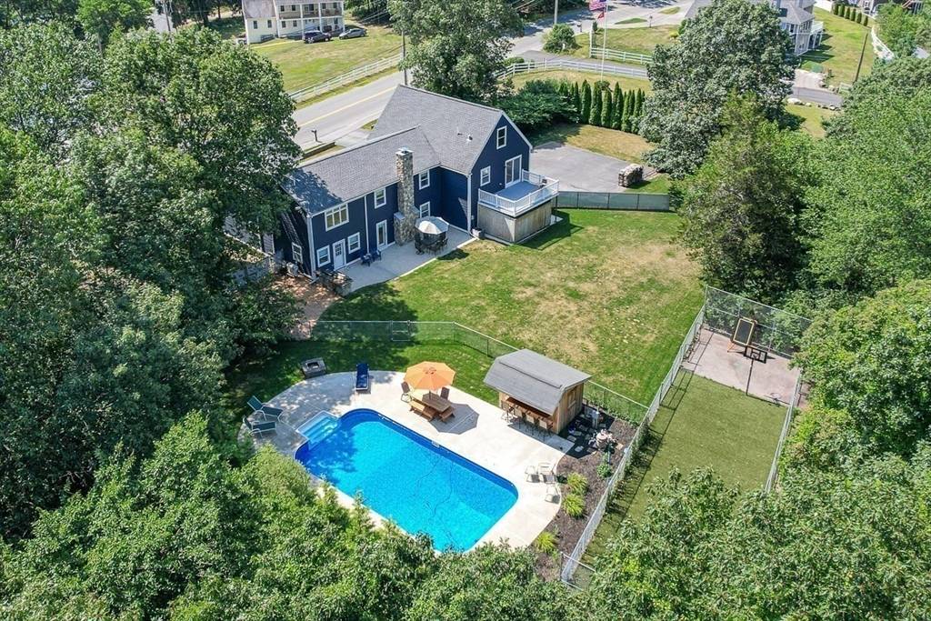 Dracut, MA 01826,886 Methuen St