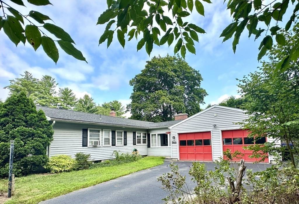 Northampton, MA 01062,71 Forest Glen
