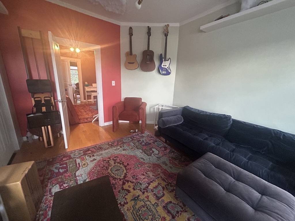 Somerville, MA 02145,12 Pearl St Pl #3
