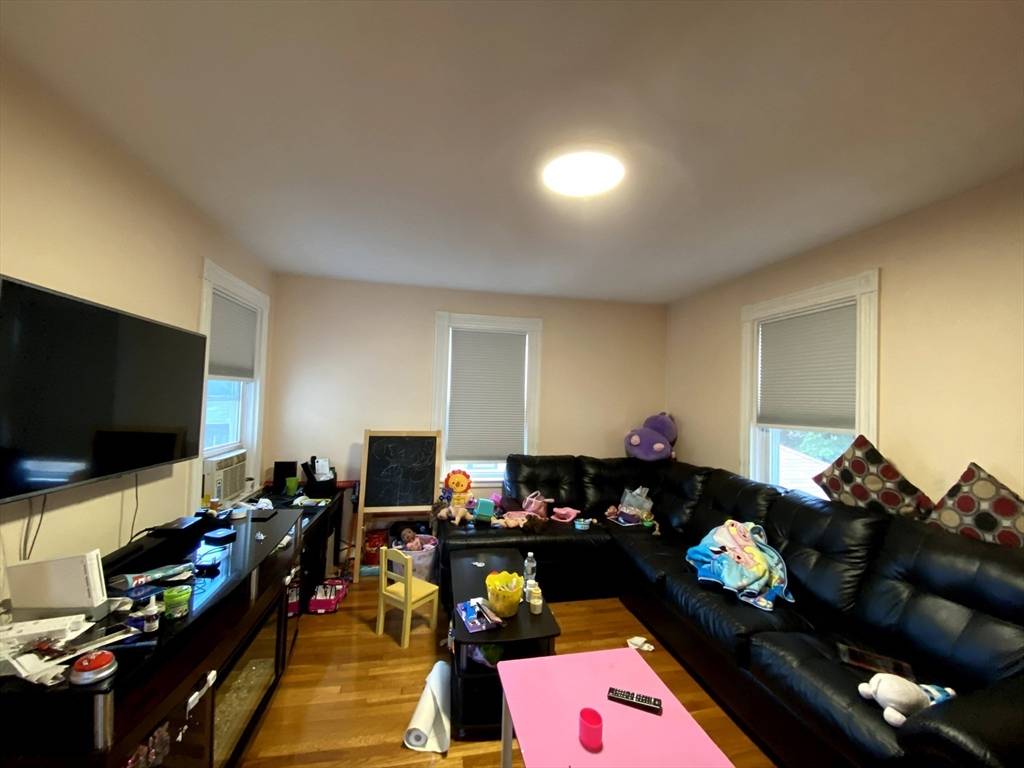 Quincy, MA 02170,59 Old Colony Ave #A