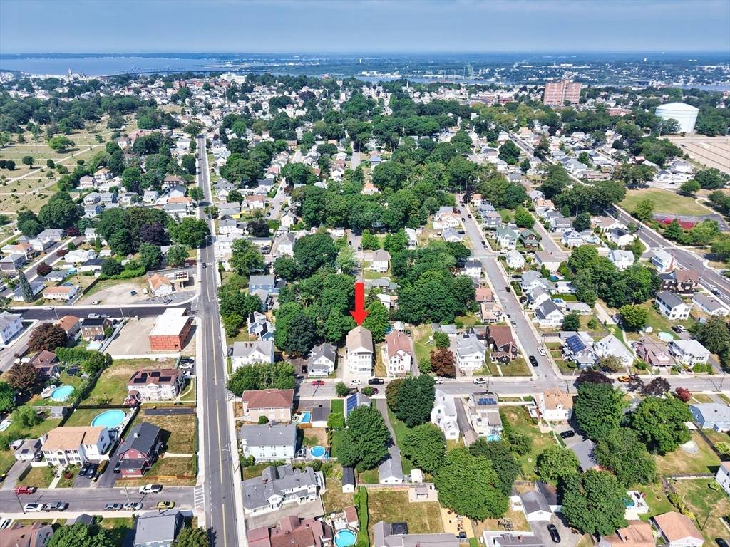 Fall River, MA 02720,32 Moore St