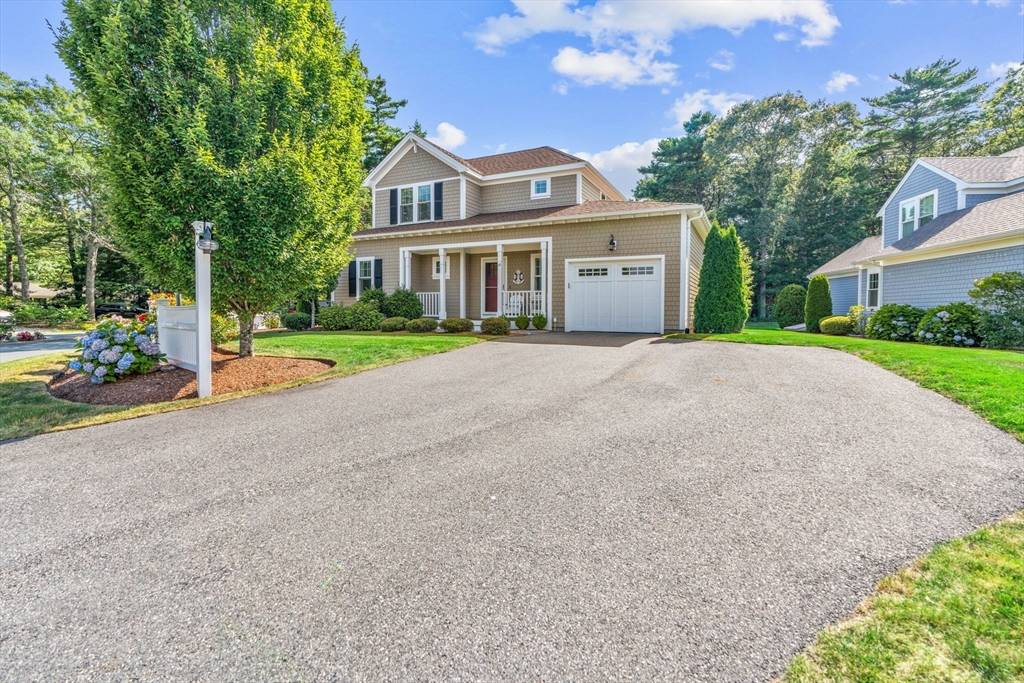 Mashpee, MA 02649,10 Cross Rd