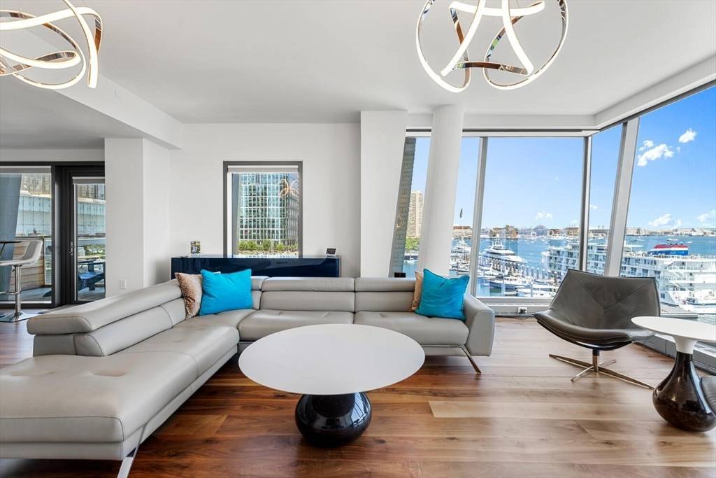 Boston, MA 02210,300 Pier 4 Blvd #5C