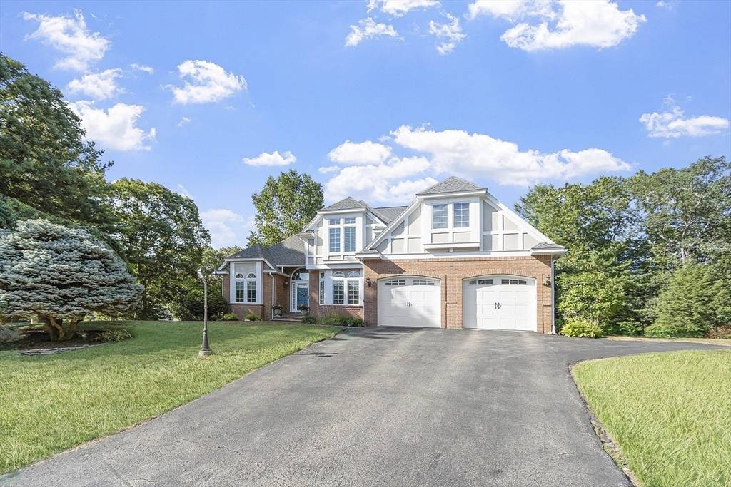 Middleton, MA 01949,2 Tyler Lane