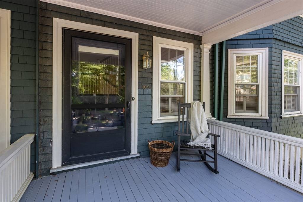 Cambridge, MA 02138,109 Lake View Ave