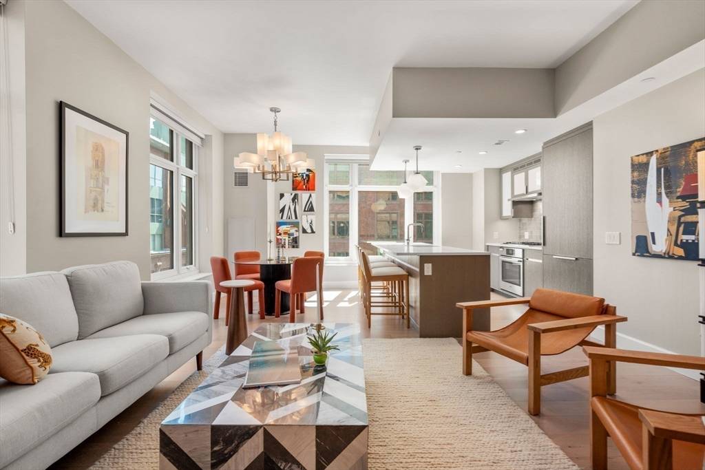 Boston, MA 02114,100 Lovejoy Wharf #11K