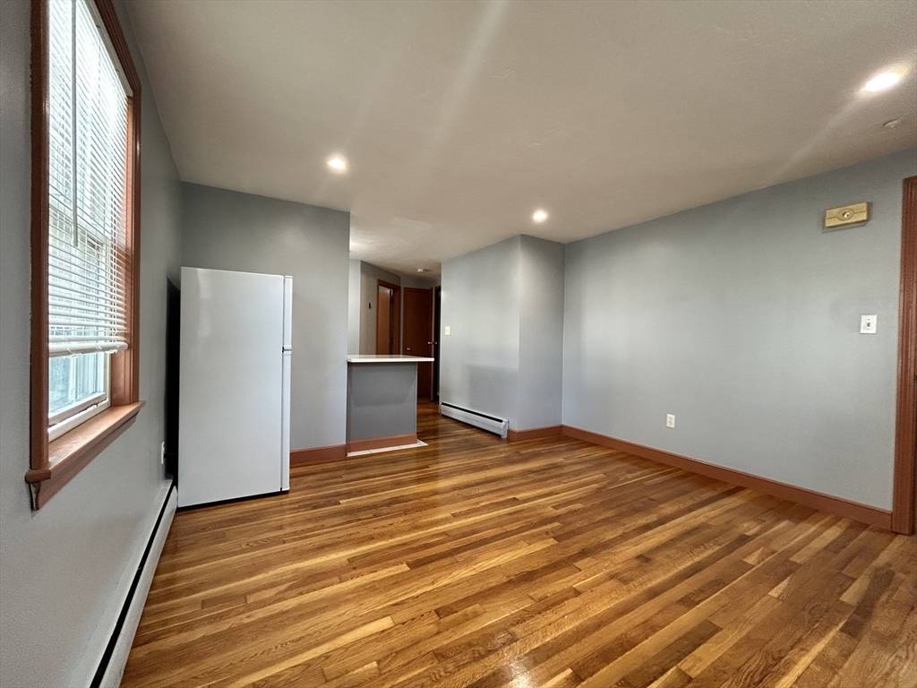 Quincy, MA 02171,33 Holmes Street #3