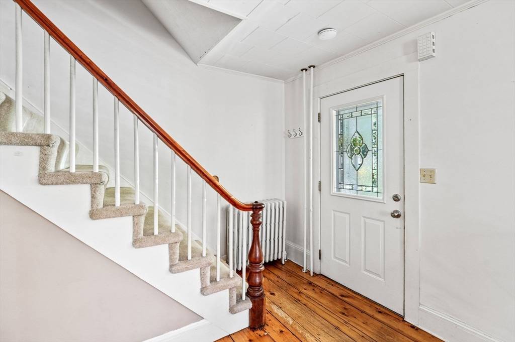 Holliston, MA 01746,58 Front St