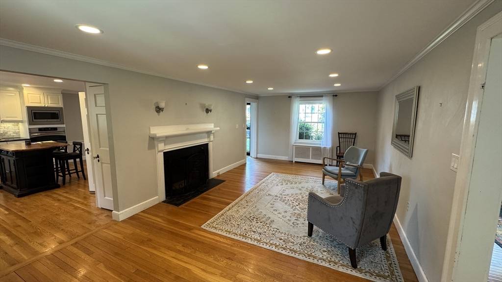 Needham, MA 02492,139 Laurel Dr