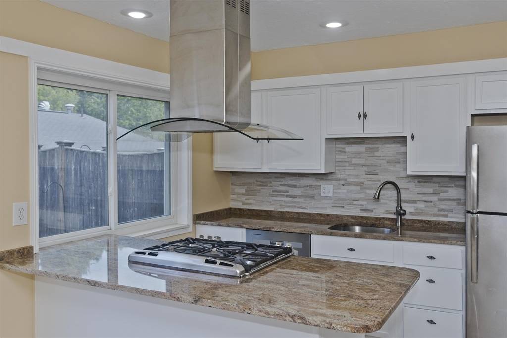 Springfield, MA 01108,31 Jamestown Dr #31