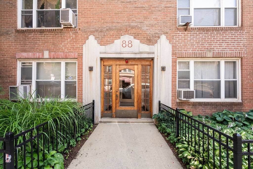Boston, MA 02135,88 Strathmore #7