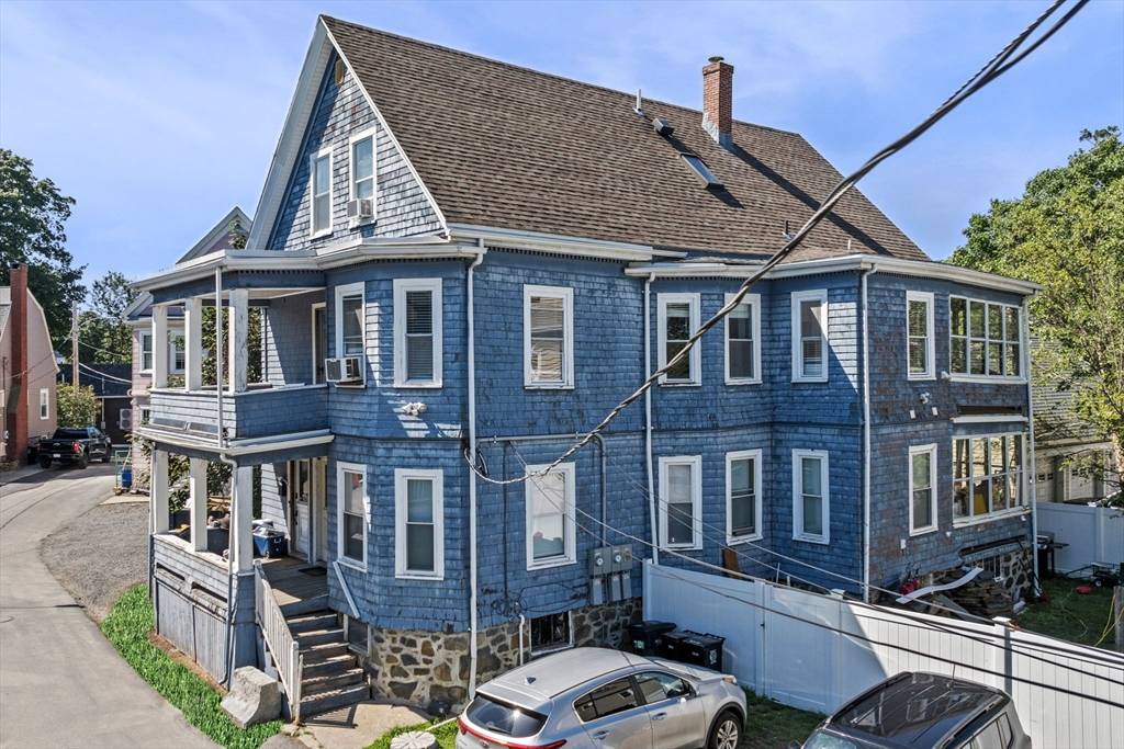 Swampscott, MA 01907,4 Valley Rd #2