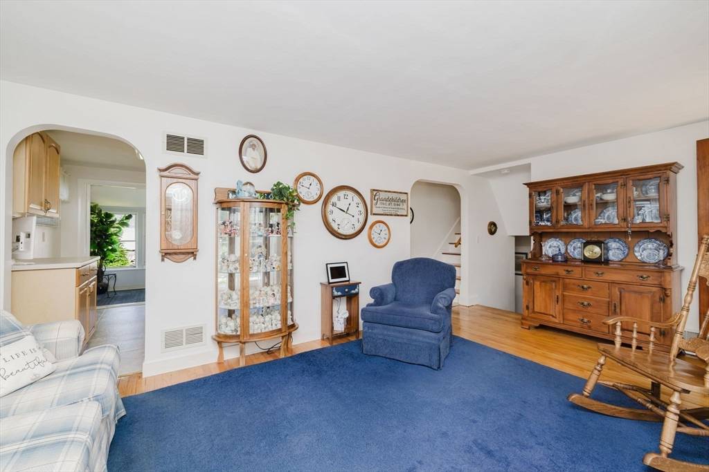 Somerset, MA 02726,246 Chatterton Ave