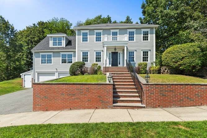 Stoneham, MA 02180,27 Murdoch Rd