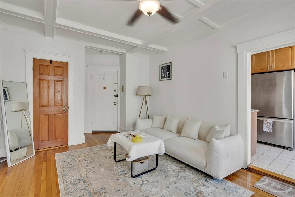 Boston, MA 02135,130 Sutherland Rd #1