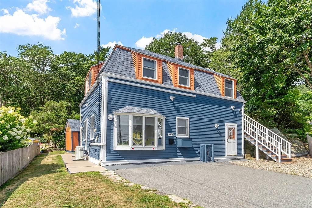 Gloucester, MA 01930,205R Western Avenue