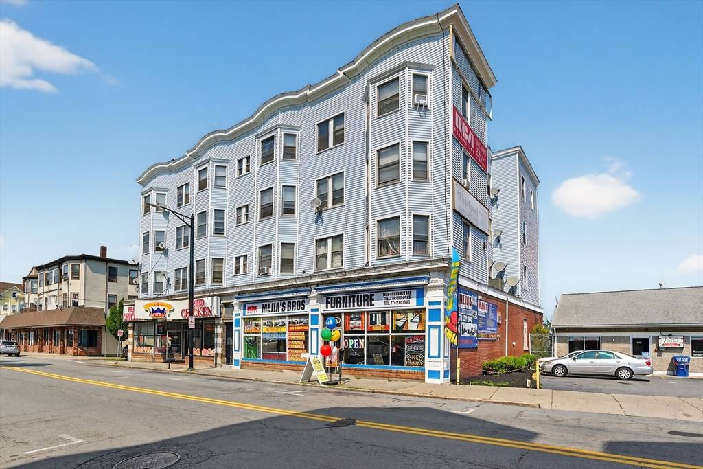 New Bedford, MA 02746,1566-1570 Acushnet Ave