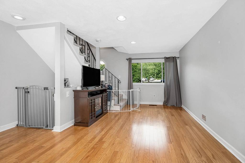 Haverhill, MA 01835,54 Sterling Ln #54