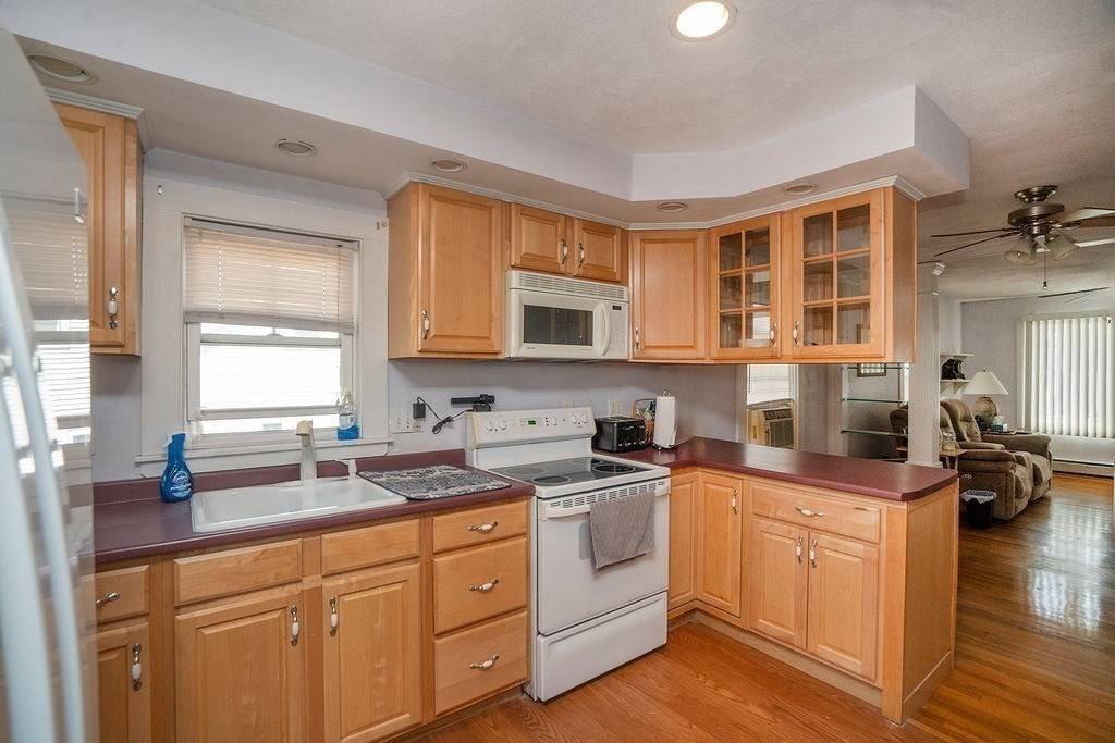 Lynn, MA 01904,22 Mayfair St