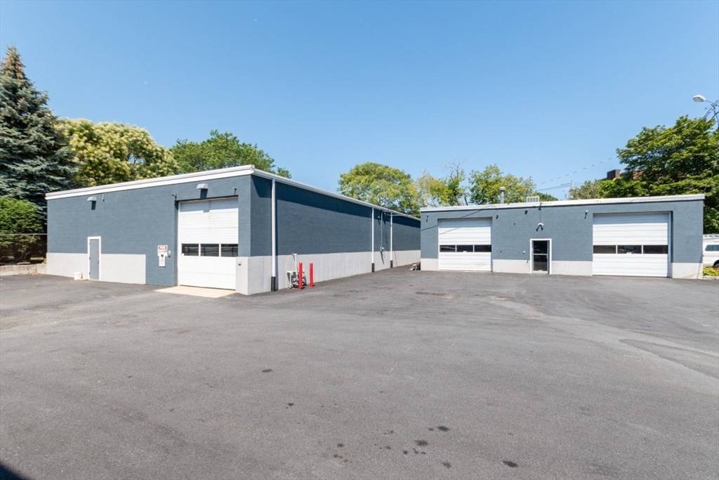 Peabody, MA 01960,51 Lowell St