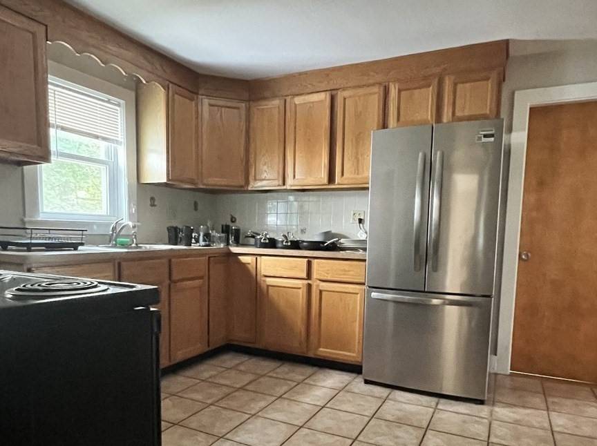 Watertown, MA 02472,4 Mangano Ct. #2