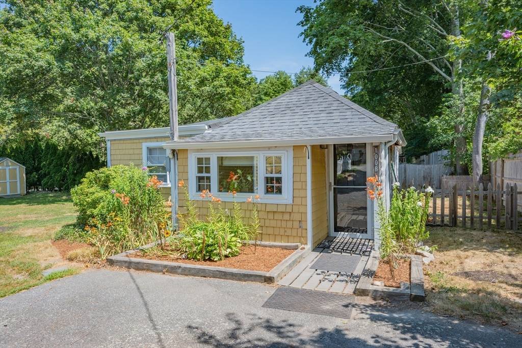 Barnstable, MA 02648,100 River Rd