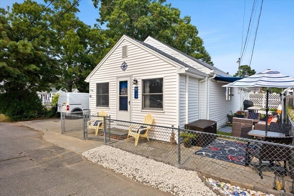 Wareham, MA 02571,4A Barnes St.