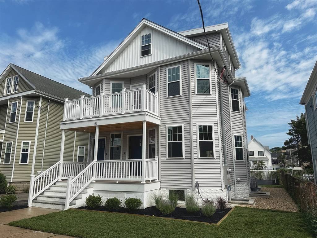 Medford, MA 02155,10 Lewis St #1