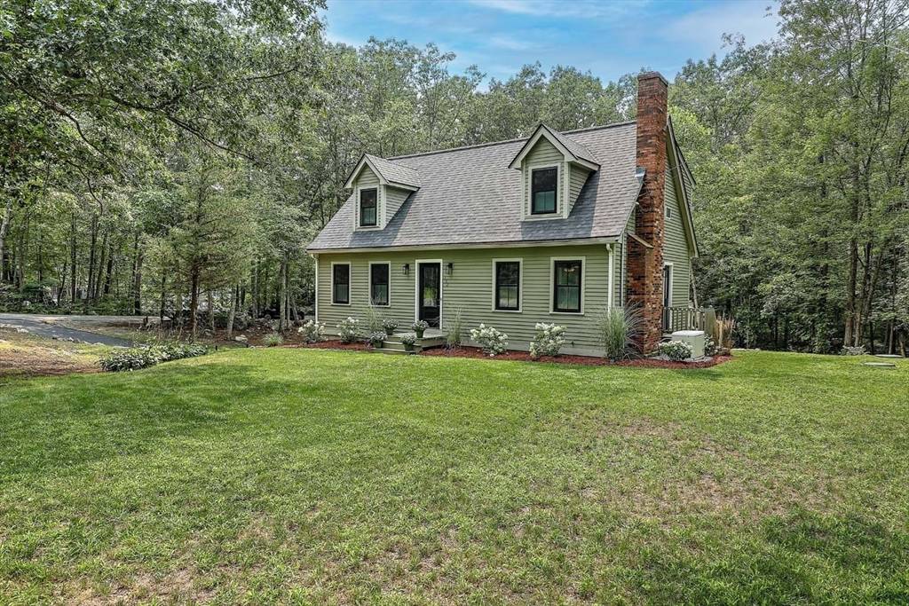 Rehoboth, MA 02769,132 Fairview
