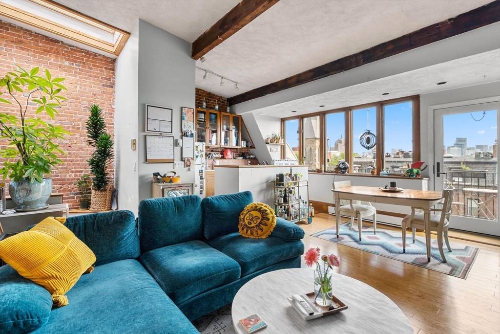 Boston, MA 02118,87 Worcester Street #5