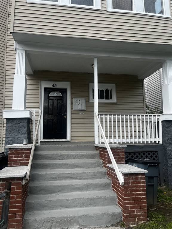 Boston, MA 02169,42 Floyd St #3