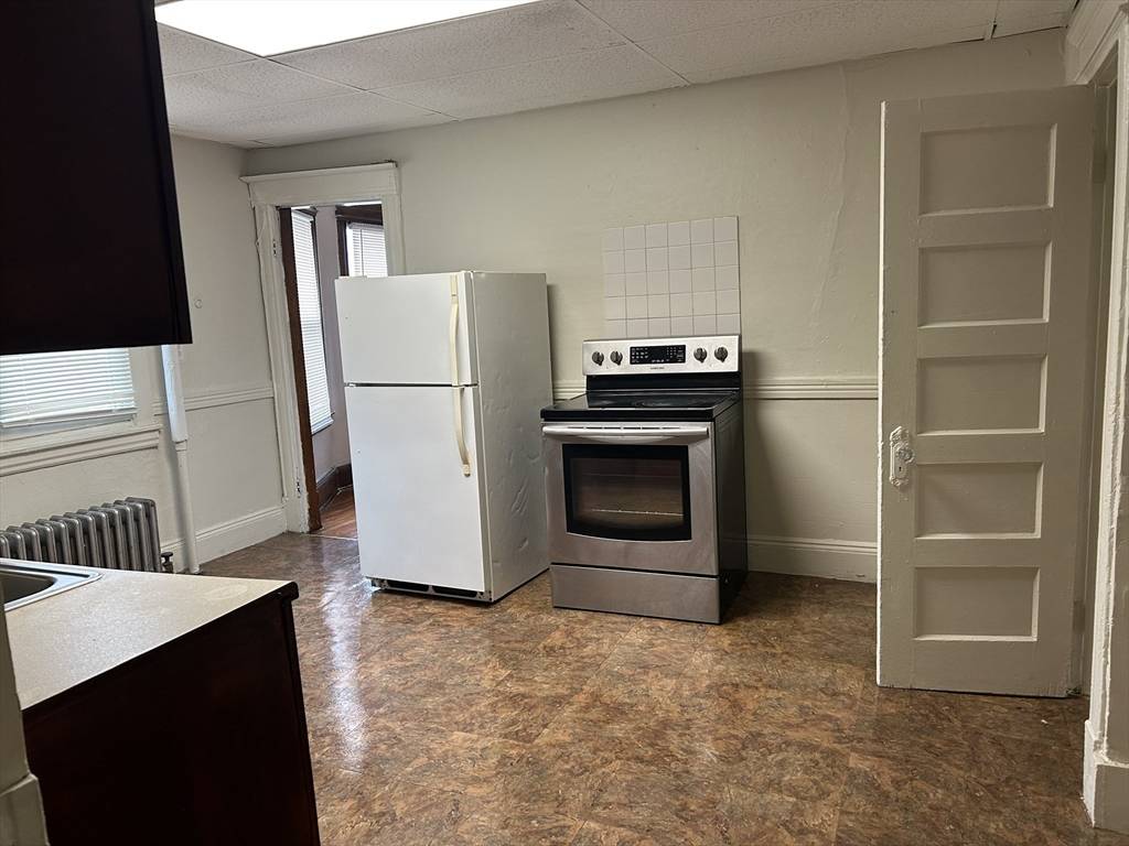 Springfield, MA 01108,448 Dickinson #1R