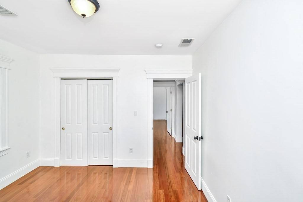 Boston, MA 02122,8 Woodfield St #2