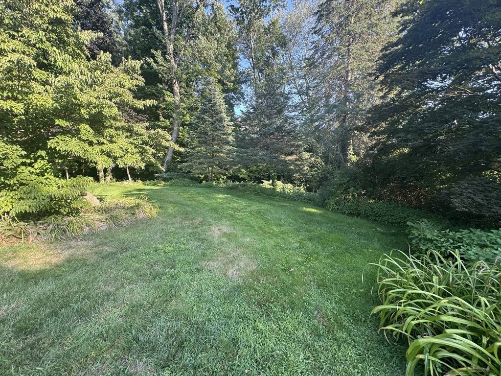 Natick, MA 01760,6 Ambler Court