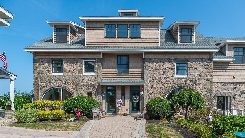 Danvers, MA 01923,152 Water St #13