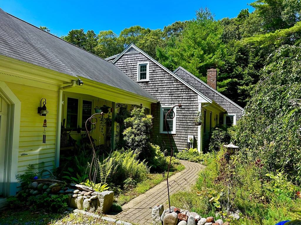 Sandwich, MA 02537,1 (3) Mulberry Circle