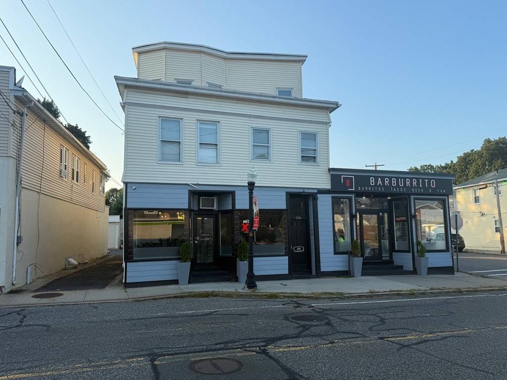 Ludlow, MA 01056,313-319 East St