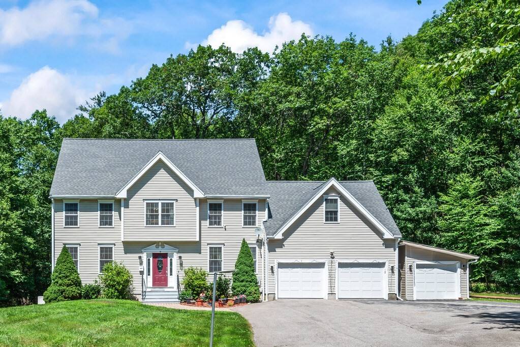 Auburn, MA 01501,1 Crowl Hill Road
