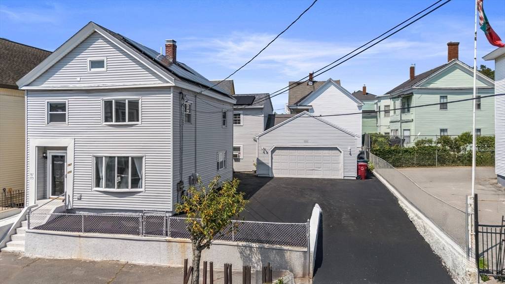 Lowell, MA 01852,767 Central St