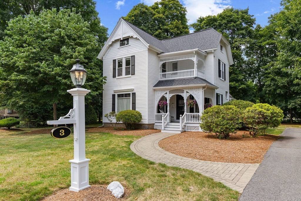 Foxboro, MA 02035,3 Bassett St