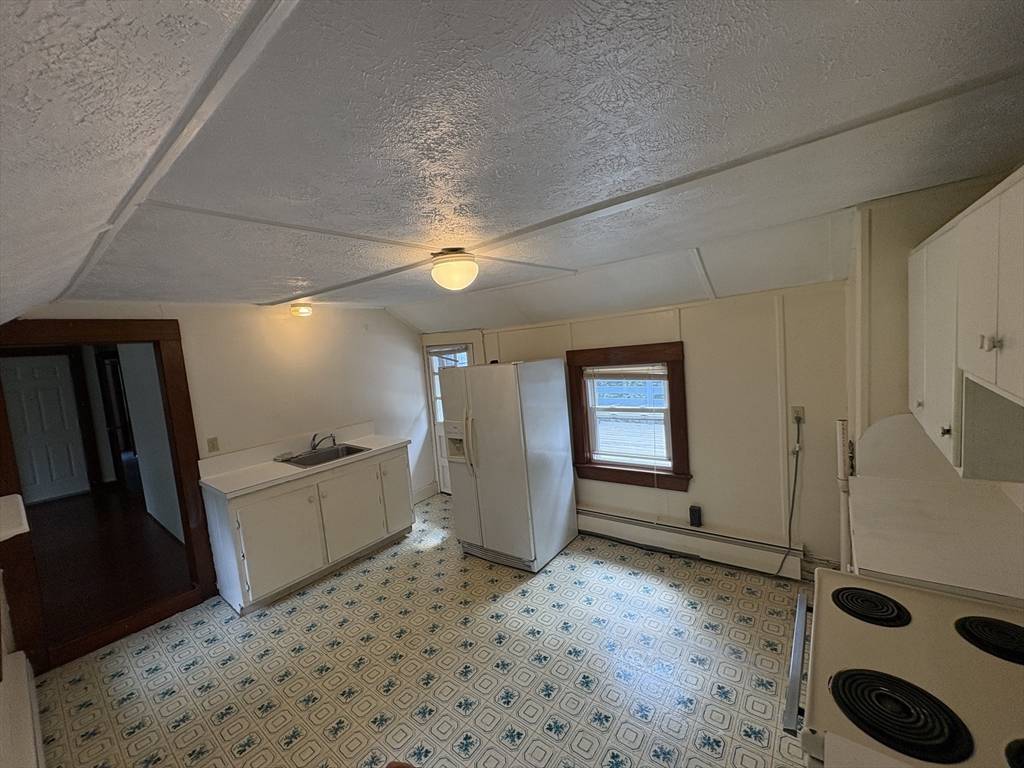 Millis, MA 02054,33 Spencer St