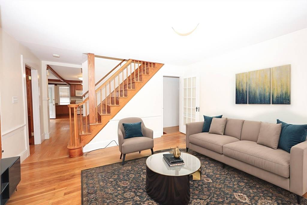 Canton, MA 02021,148 Neponset #St