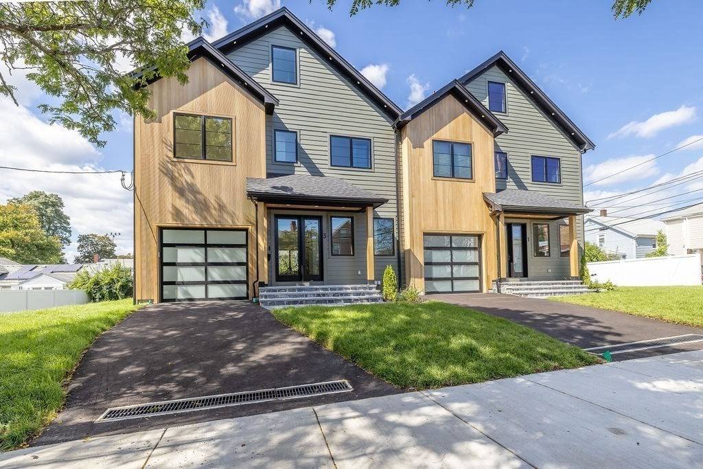 Newton, MA 02458,3 Ashmont Ave #3