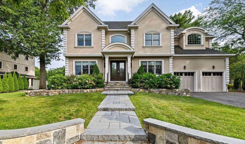 Newton, MA 02459,11 Fairhaven Rd