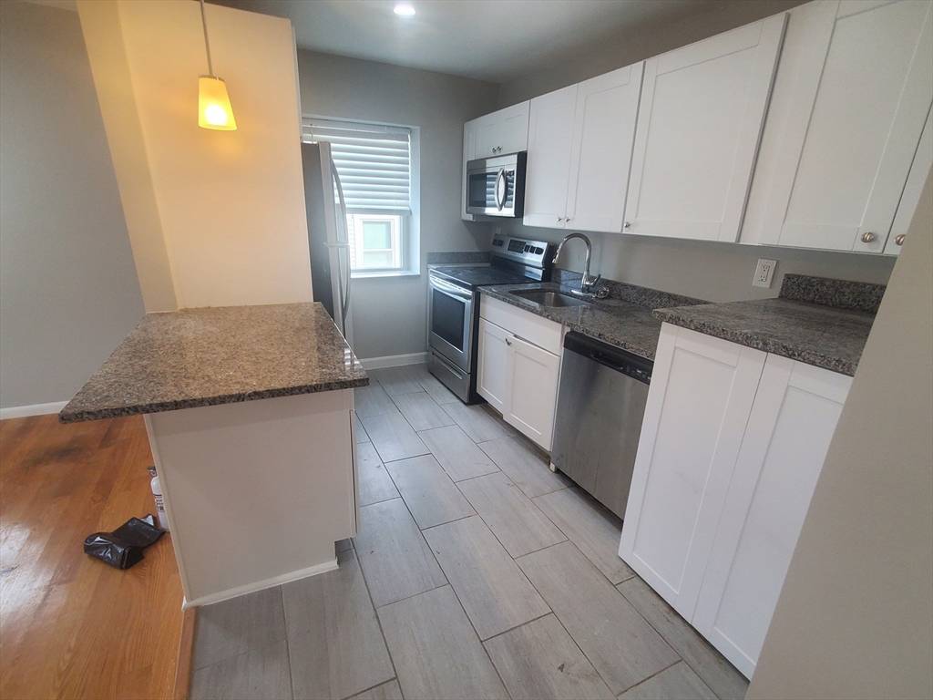 Boston, MA 02131,24 Colgate Road #13